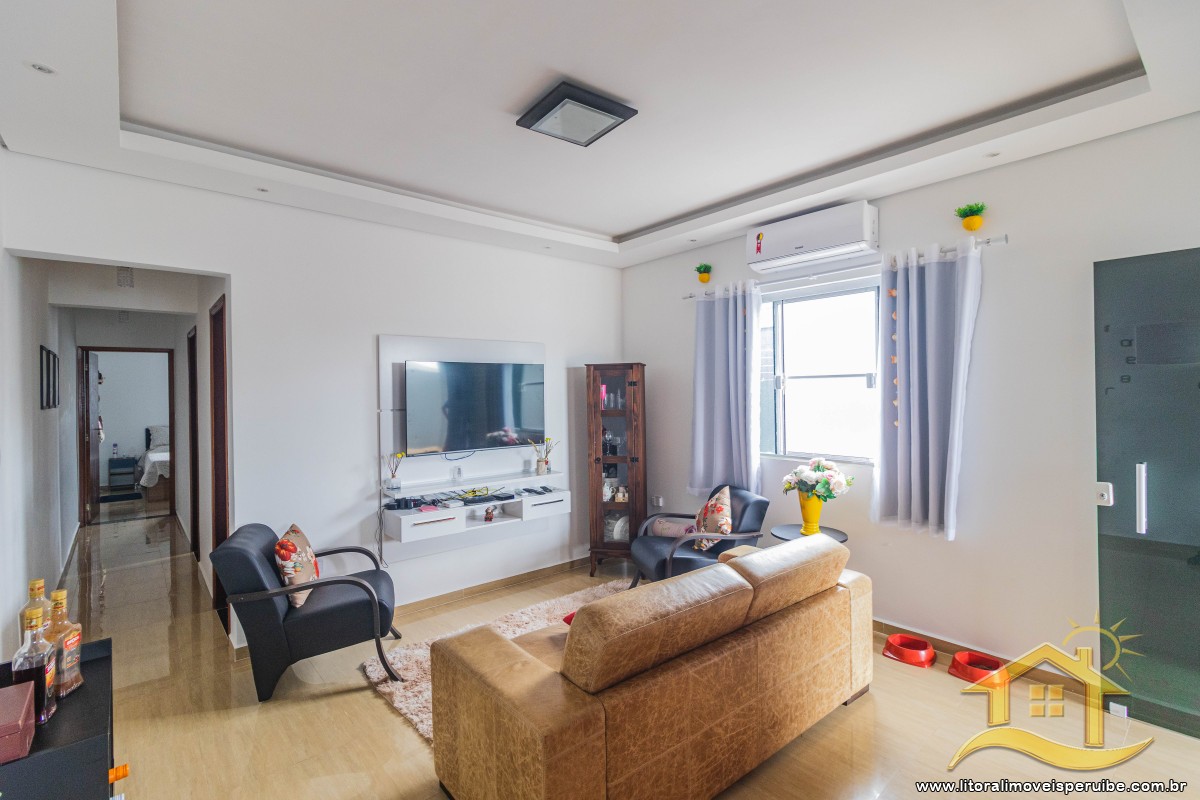 Casa no bairro Flora Rica II, Pós Linha