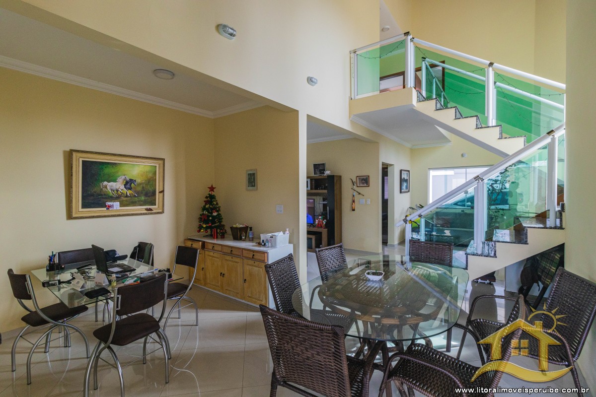 Casa no bairro Arpoador, Lado Linha