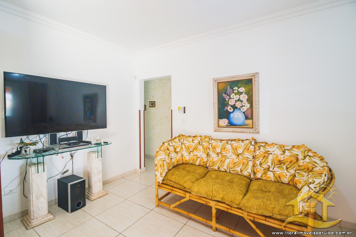 Casa no bairro Centro, Lado Linha