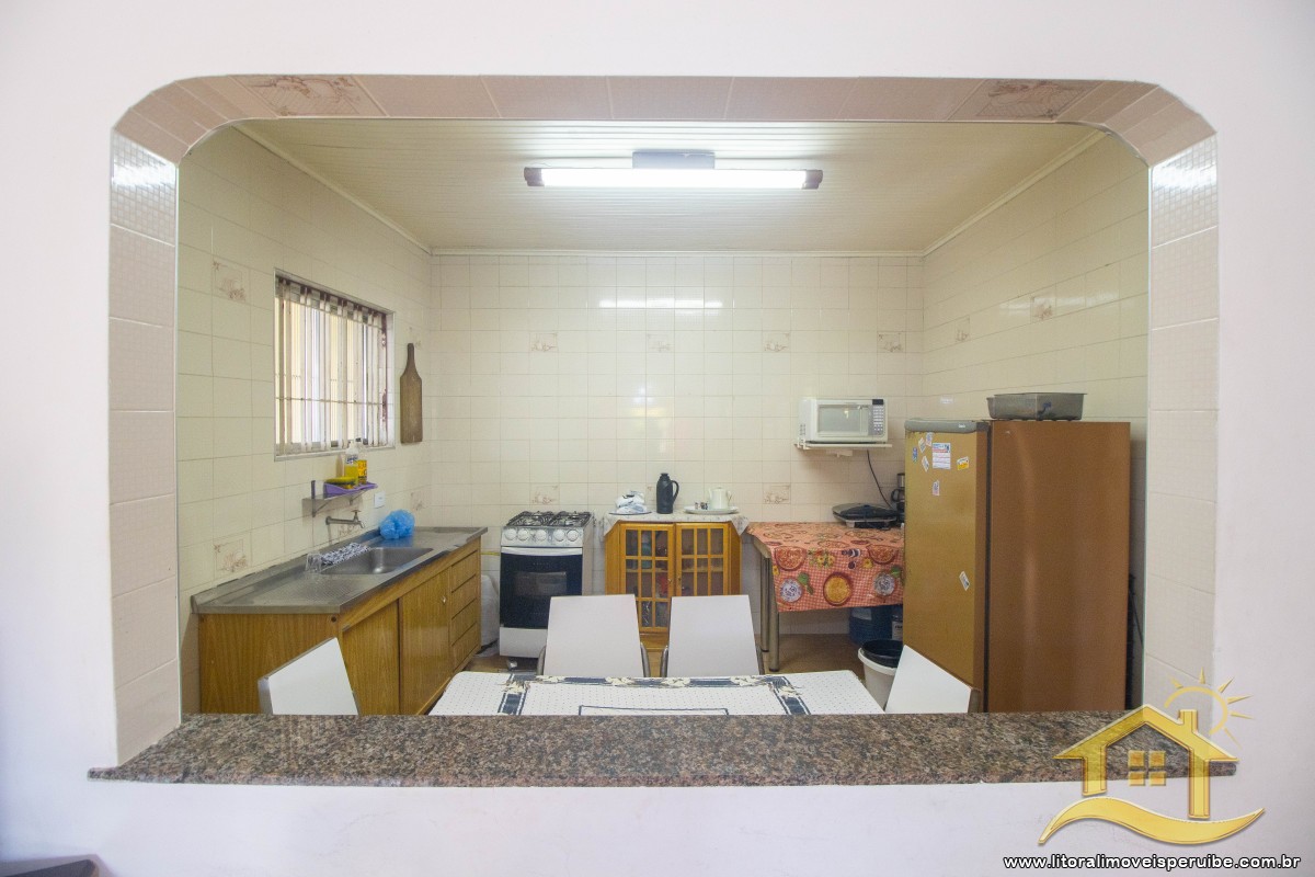 Casa no bairro Centro, Lado Linha