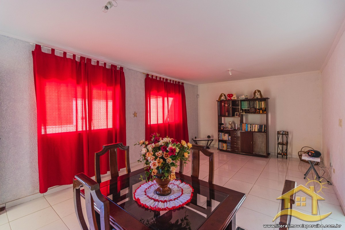 Casa no bairro Jardim Márcia, Lado Linha