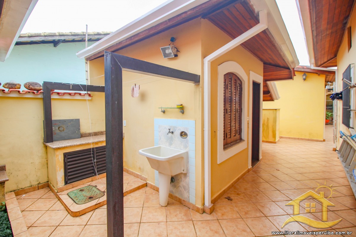 Casa no bairro Turístico, Lado Linha