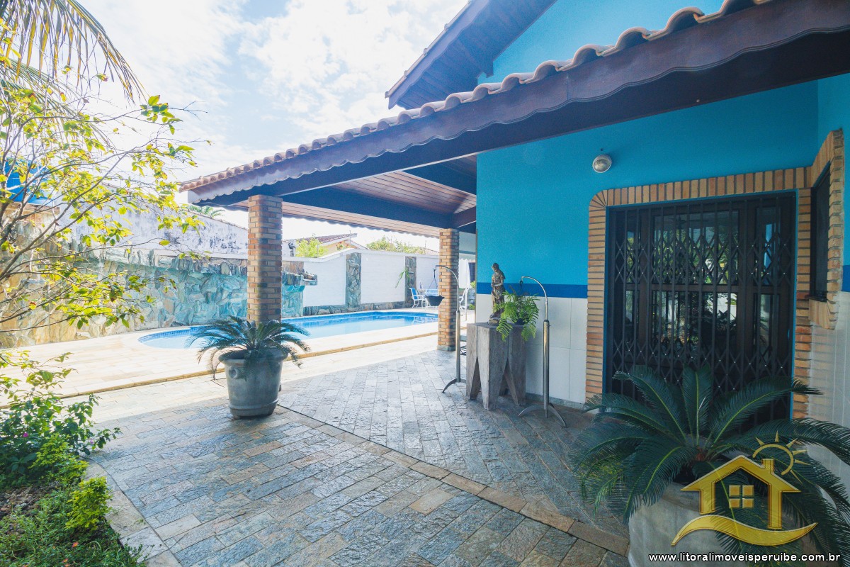 Casa no bairro Centro, Lado Linha