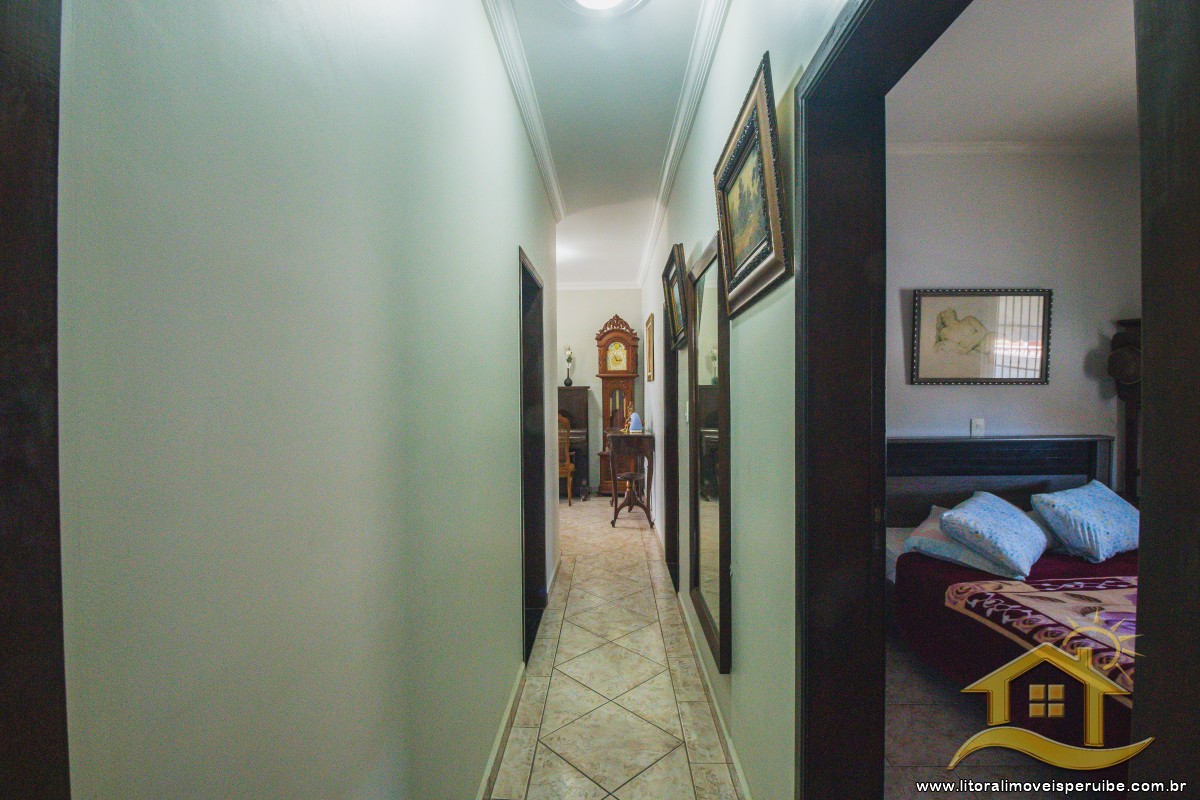 Casa no bairro Centro, Lado Linha
