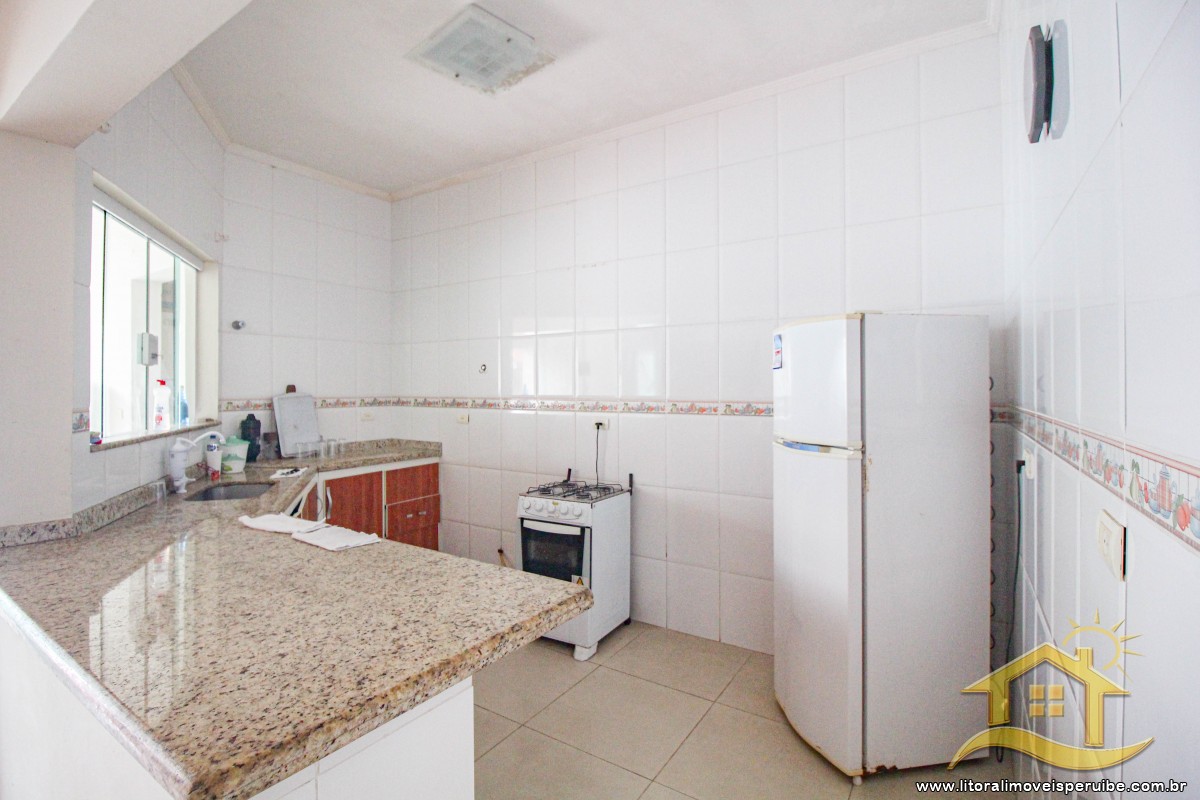 Casa no bairro Belmira Novaes, Lado Praia