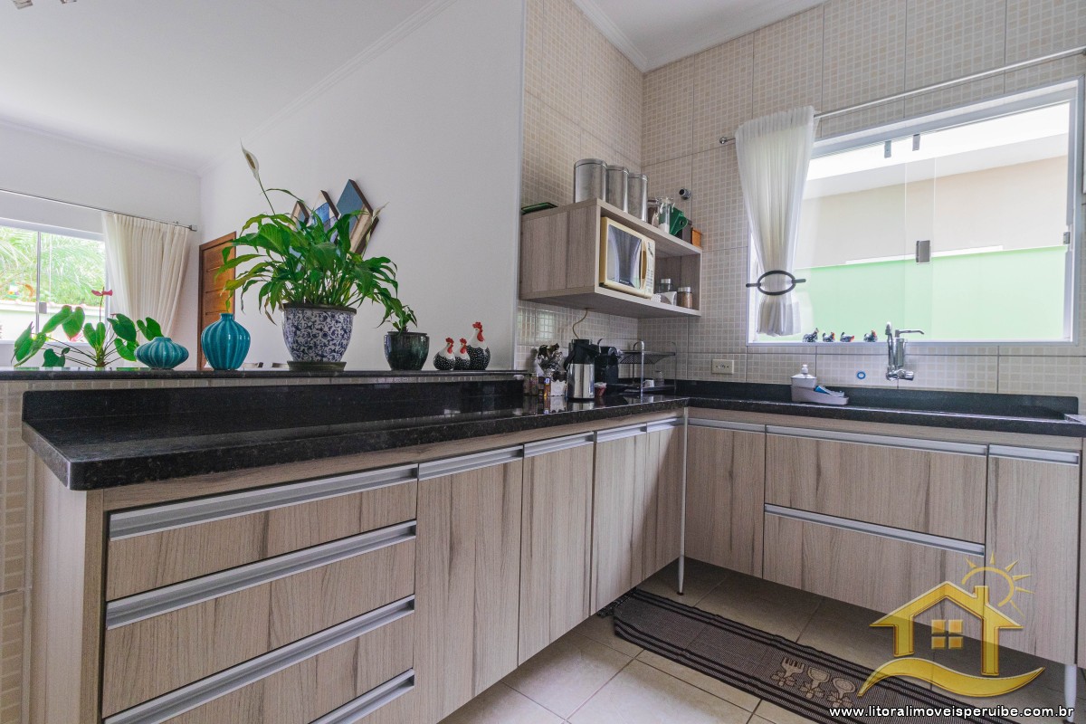 Casa no bairro Veneza, Pós Linha