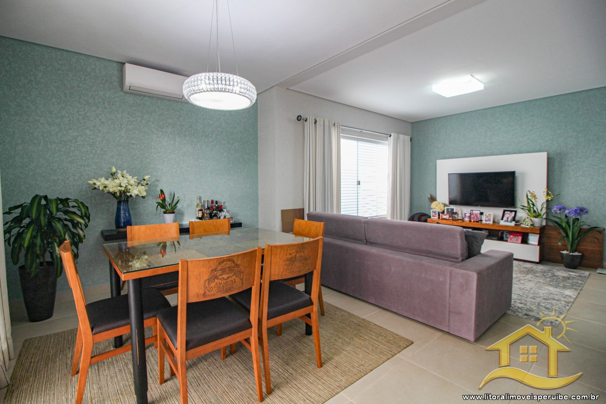 Casa no bairro Bougainvillée IV, Pós Linha