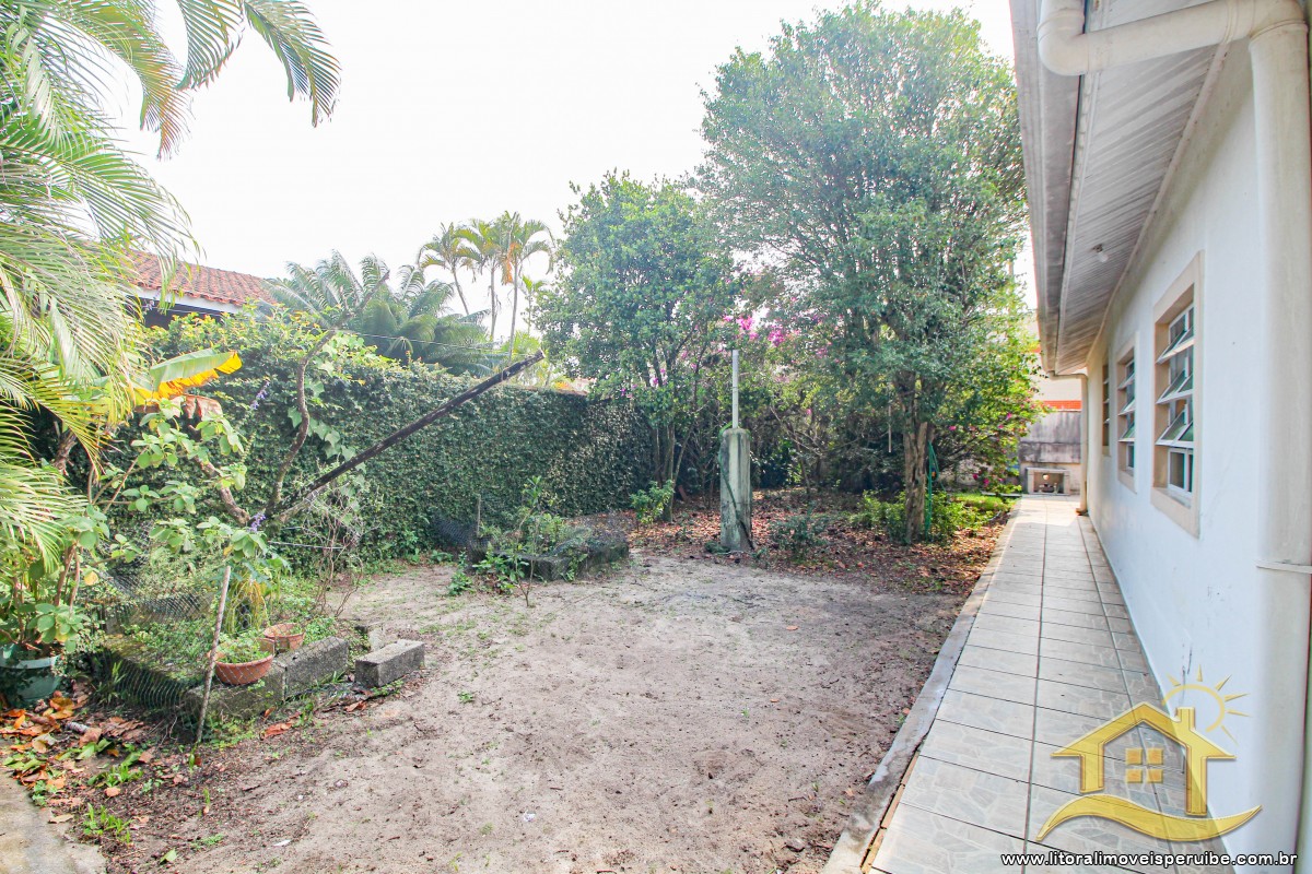 Casa no bairro Centro, Lado Linha
