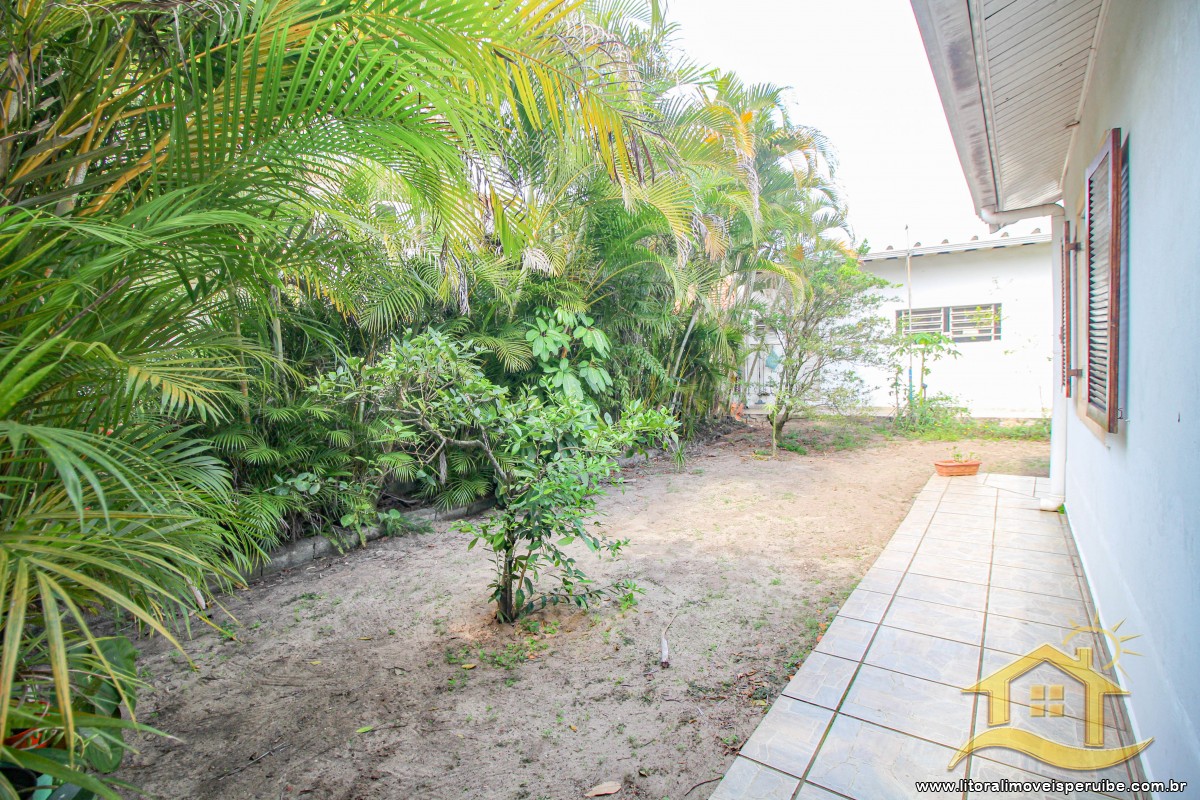 Casa no bairro Centro, Lado Linha