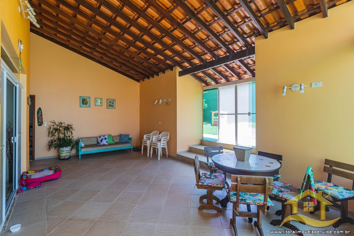 Casa no bairro Stella Maris, Lado Linha