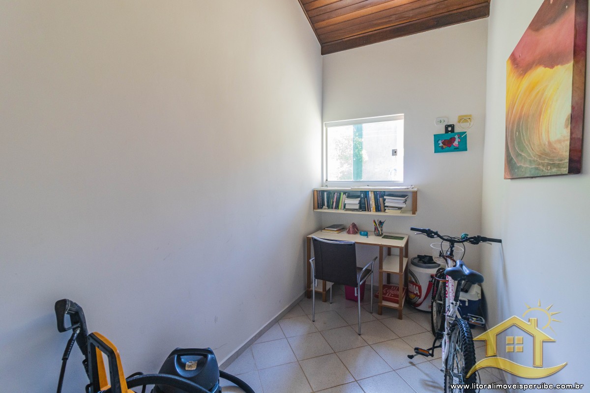 Casa no bairro Stella Maris, Lado Linha