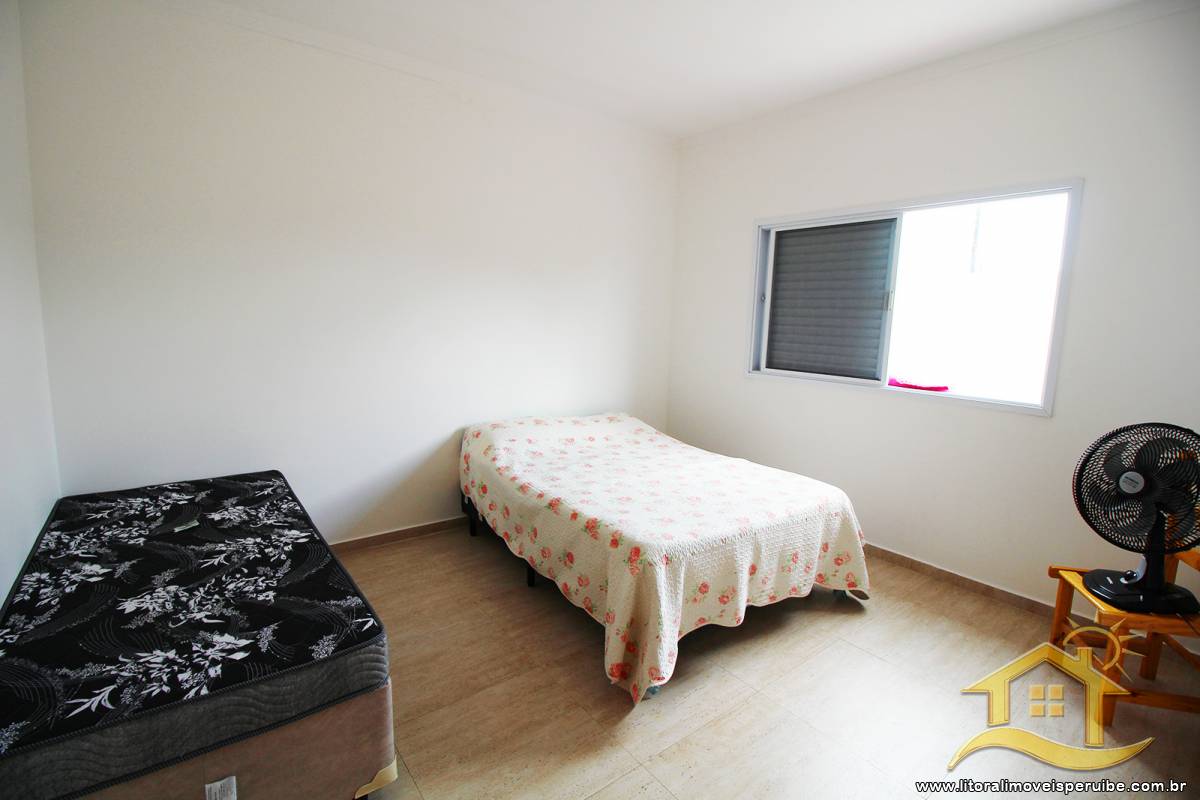 Casa no bairro Belmira Novaes, Lado Linha