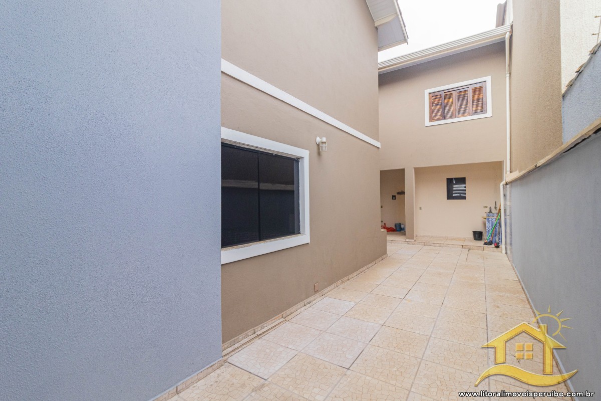 Casa no bairro Oásis, Lado Linha