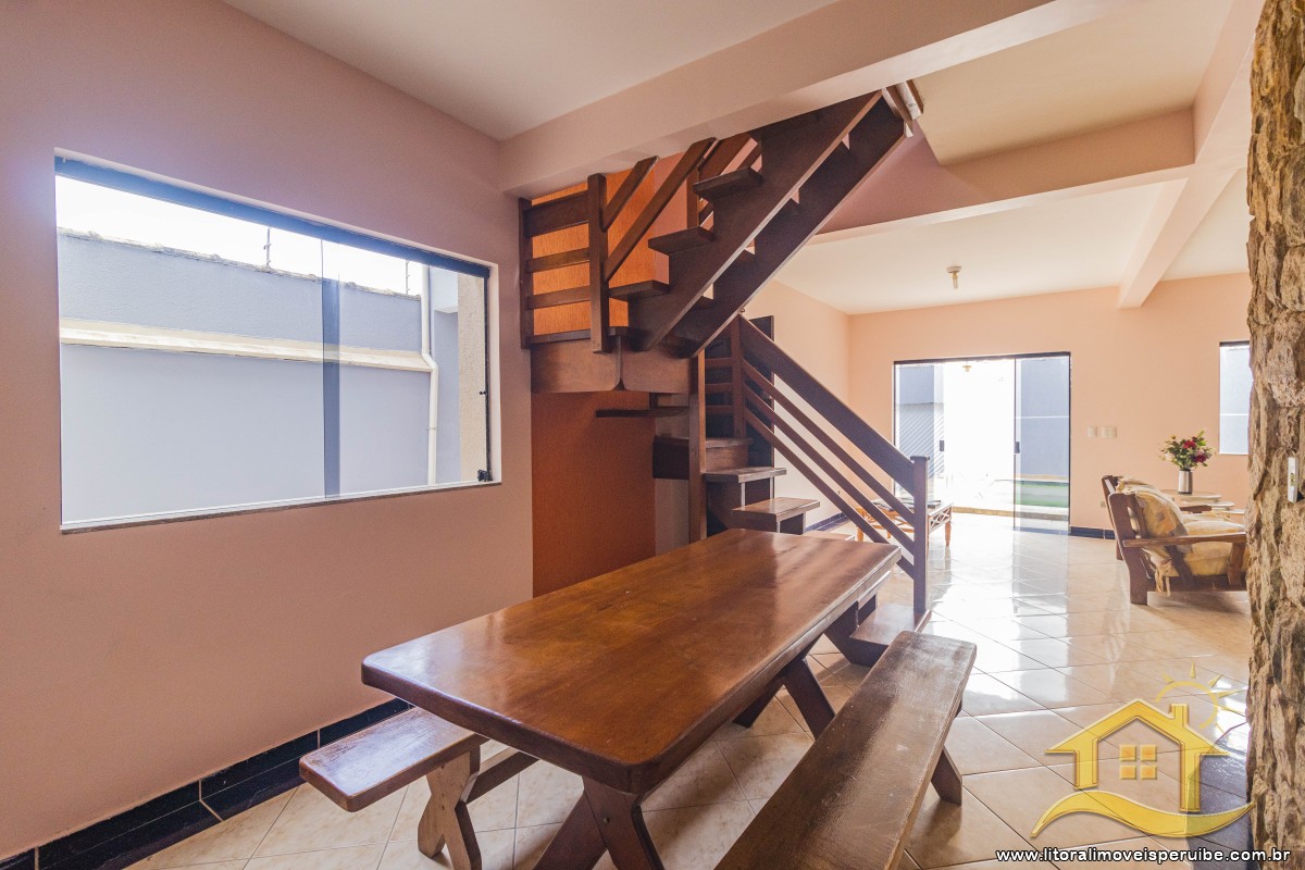 Casa no bairro Oásis, Lado Linha