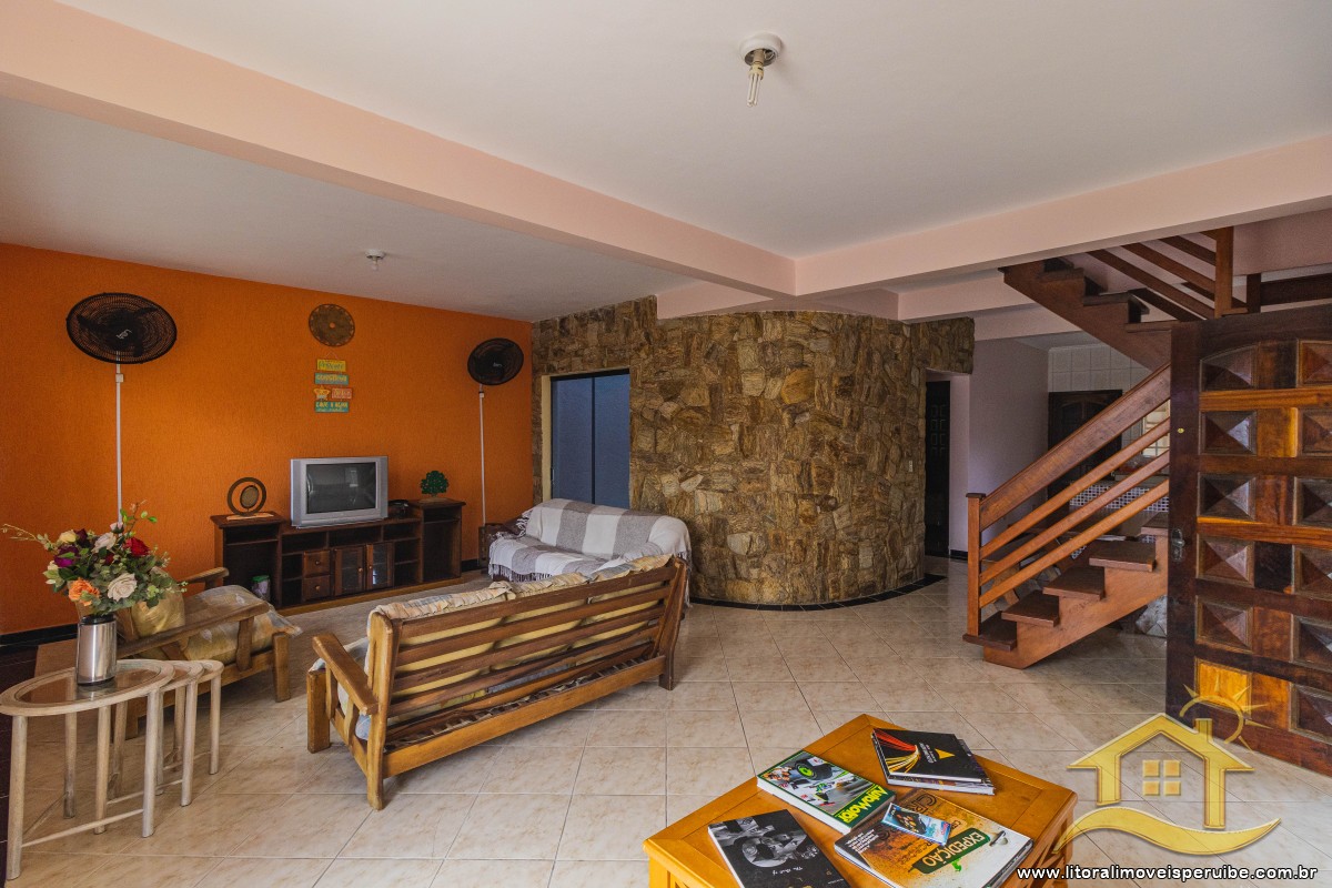 Casa no bairro Oásis, Lado Linha
