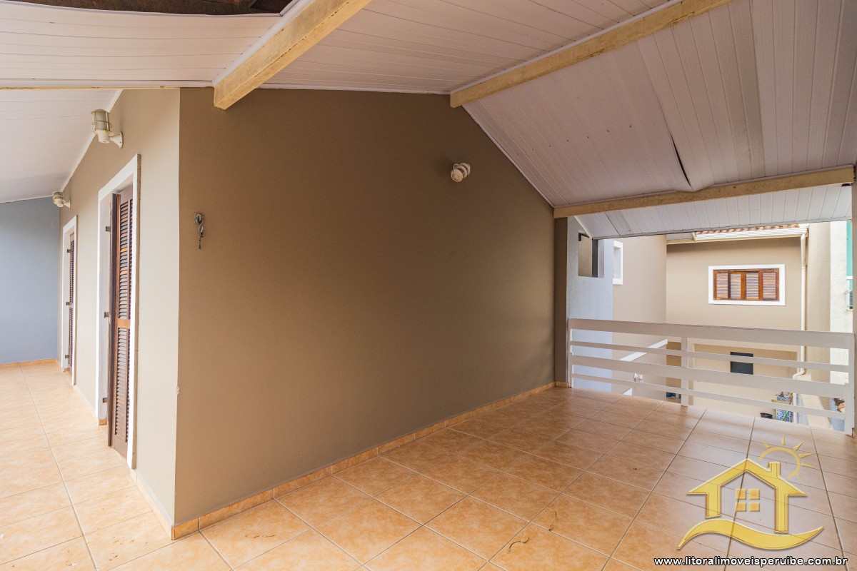 Casa no bairro Oásis, Lado Linha
