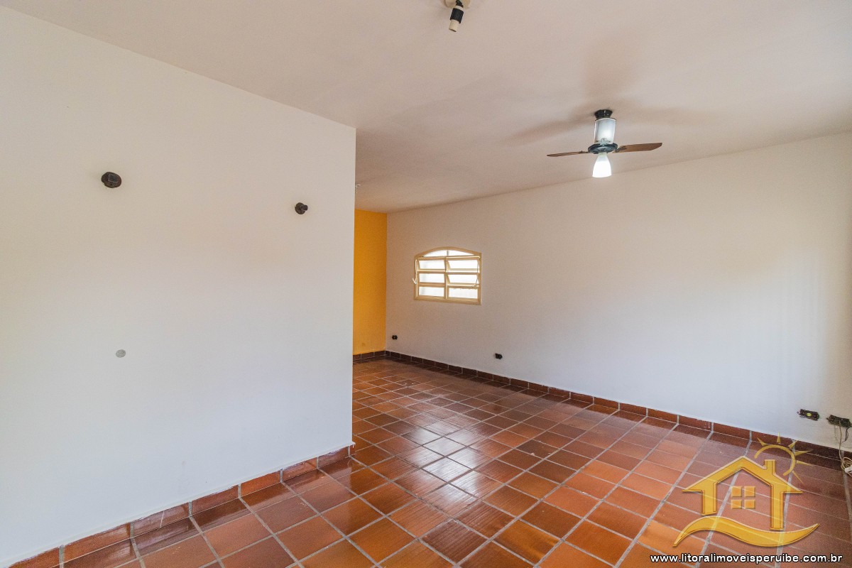 Casa no bairro Casablanca, Lado Linha
