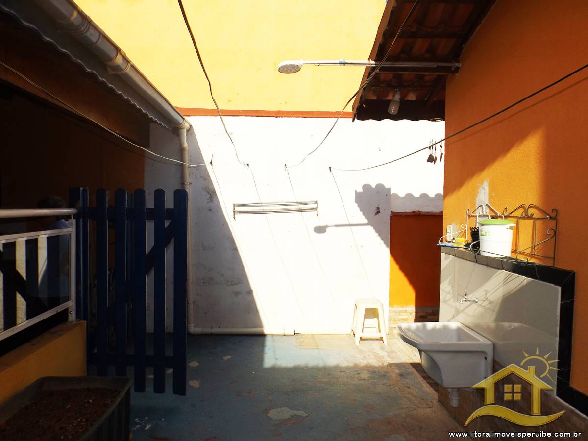 Casa no bairro Stella Maris, Lado Linha