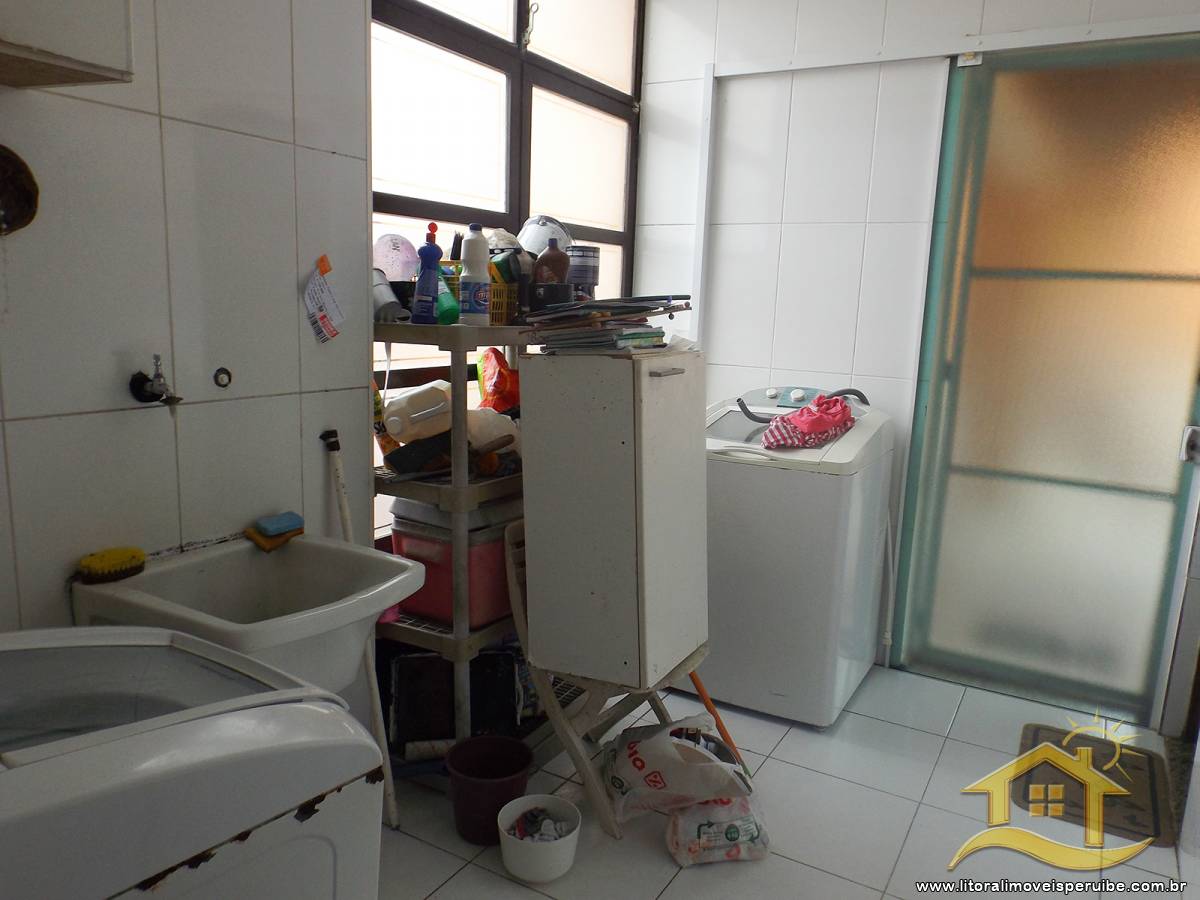 Casa no bairro Stella Maris, Lado Linha