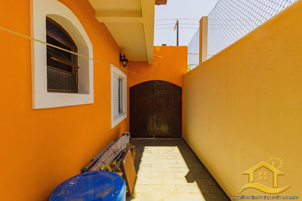 Casa no bairro Três Marias, Lado Linha