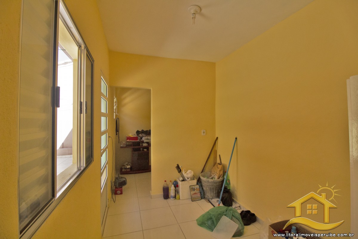 Casa no bairro Oásis, Lado Linha