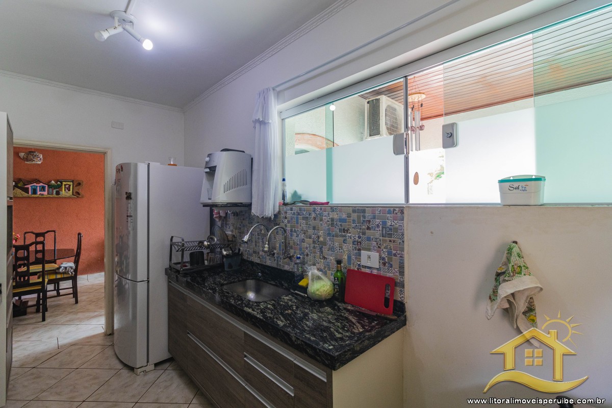 Casa no bairro Oásis, Lado Linha