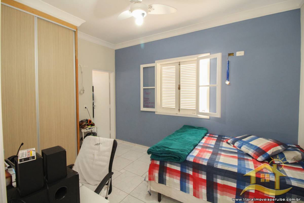 Casa no bairro Centro, Lado Linha
