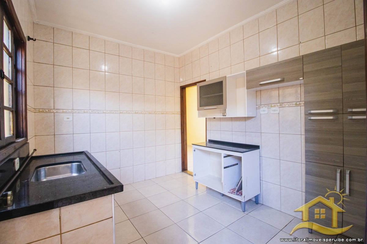 Casa no bairro Jardim Peruíbe, Pós Linha