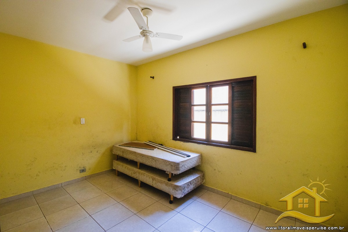 Casa no bairro Jardim Peruíbe, Pós Linha