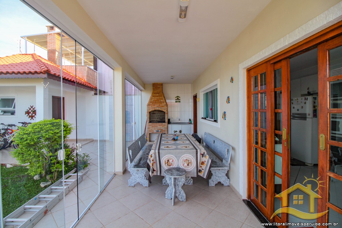 Casa no bairro Continental, Lado Linha