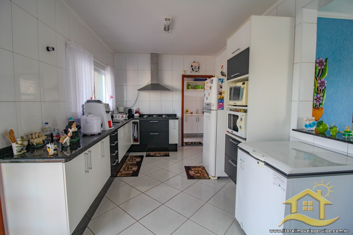 Casa no bairro Continental, Lado Linha