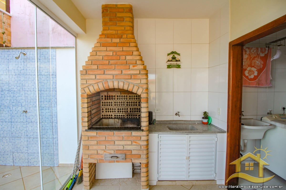Casa no bairro Continental, Lado Linha