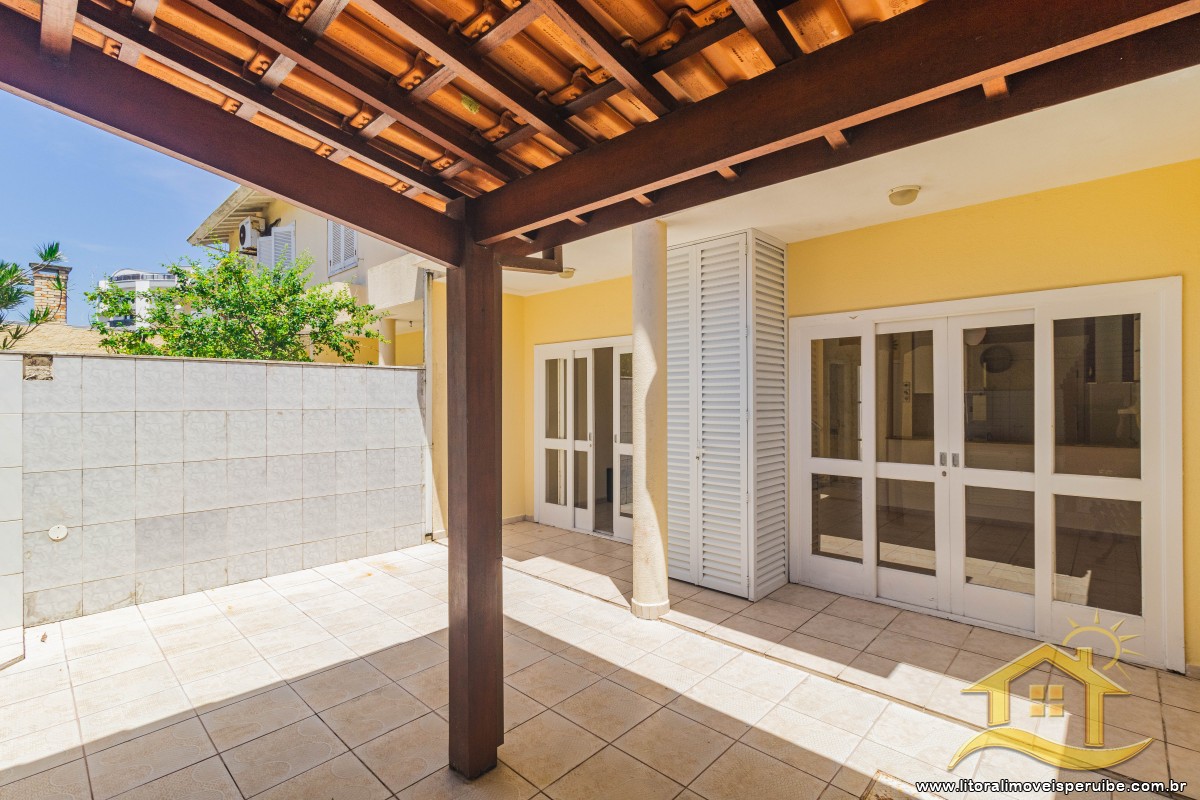 Casa no bairro Portal da Juréia, Lado Linha