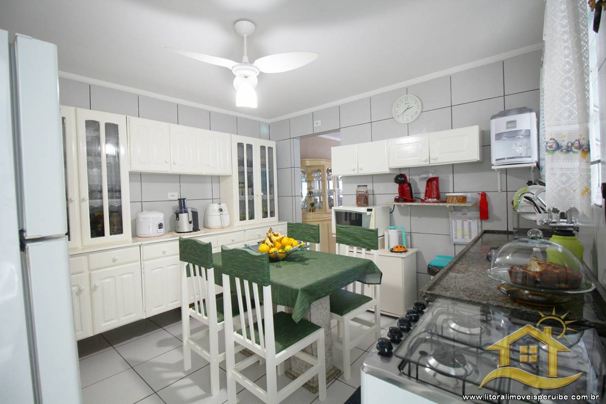 Casa no bairro Centro, Lado Linha