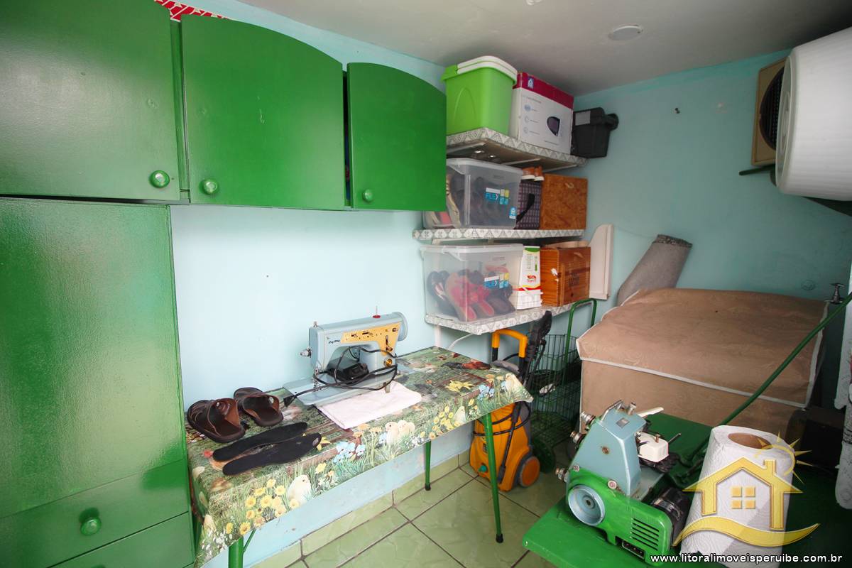 Casa no bairro Centro, Lado Linha