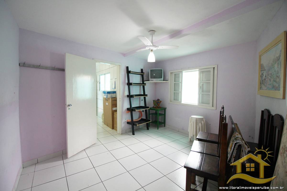 Casa no bairro Centro, Lado Linha