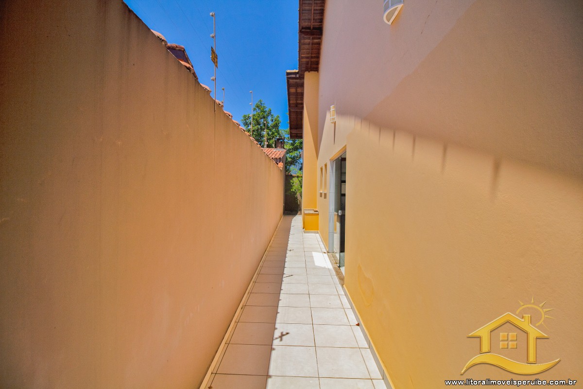Casa no bairro Cidade Nova Peruibe, Lado Linha