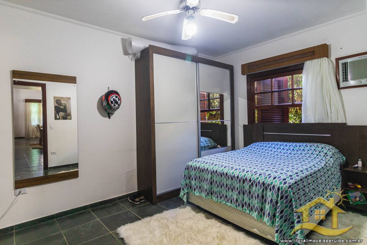 Casa no bairro Bougainvillée II, Lado Linha