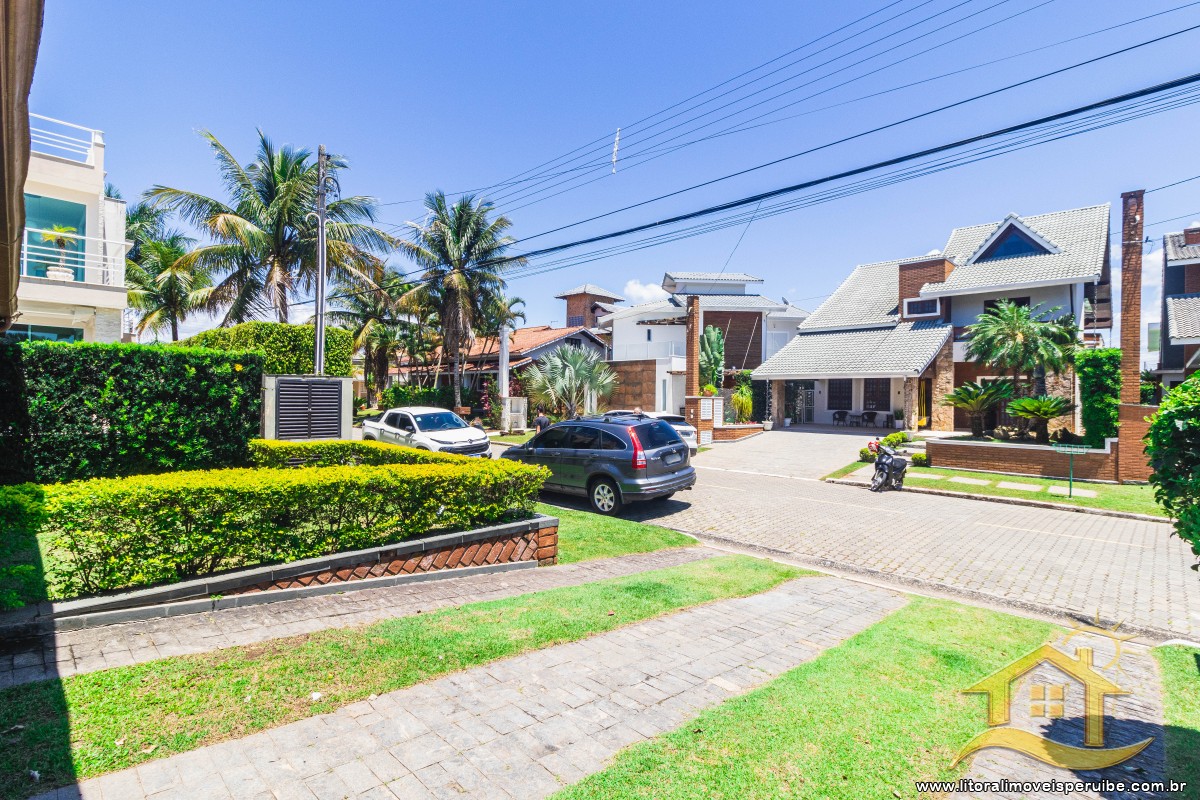Casa no bairro Bougainvillée II, Lado Linha