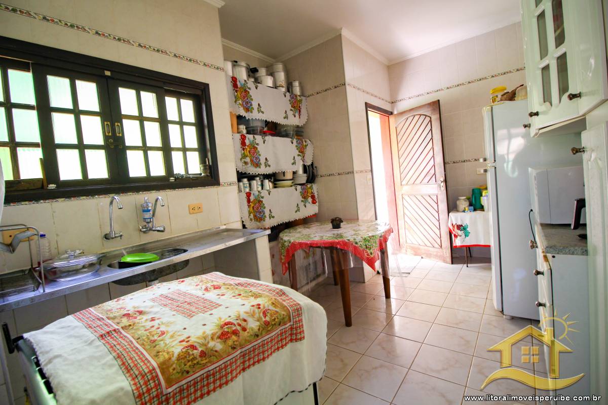 Casa no bairro São João Batista II, Lado Linha
