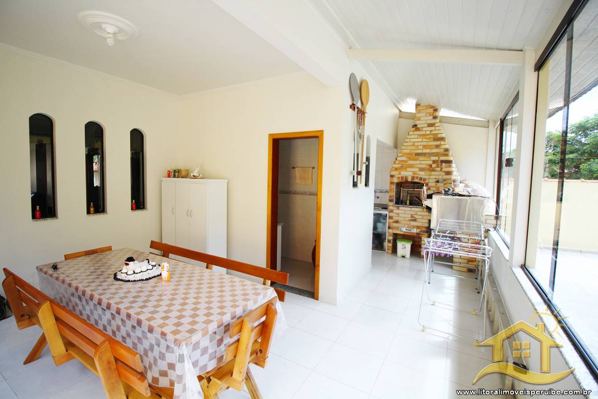 Casa no bairro Cidade Nova Peruibe, Lado Linha