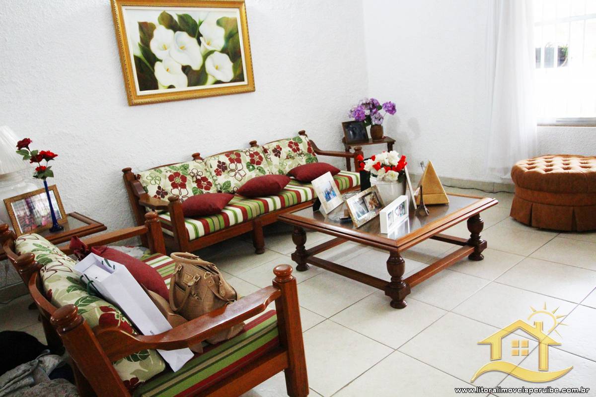 Casa no bairro Centro, Lado Linha