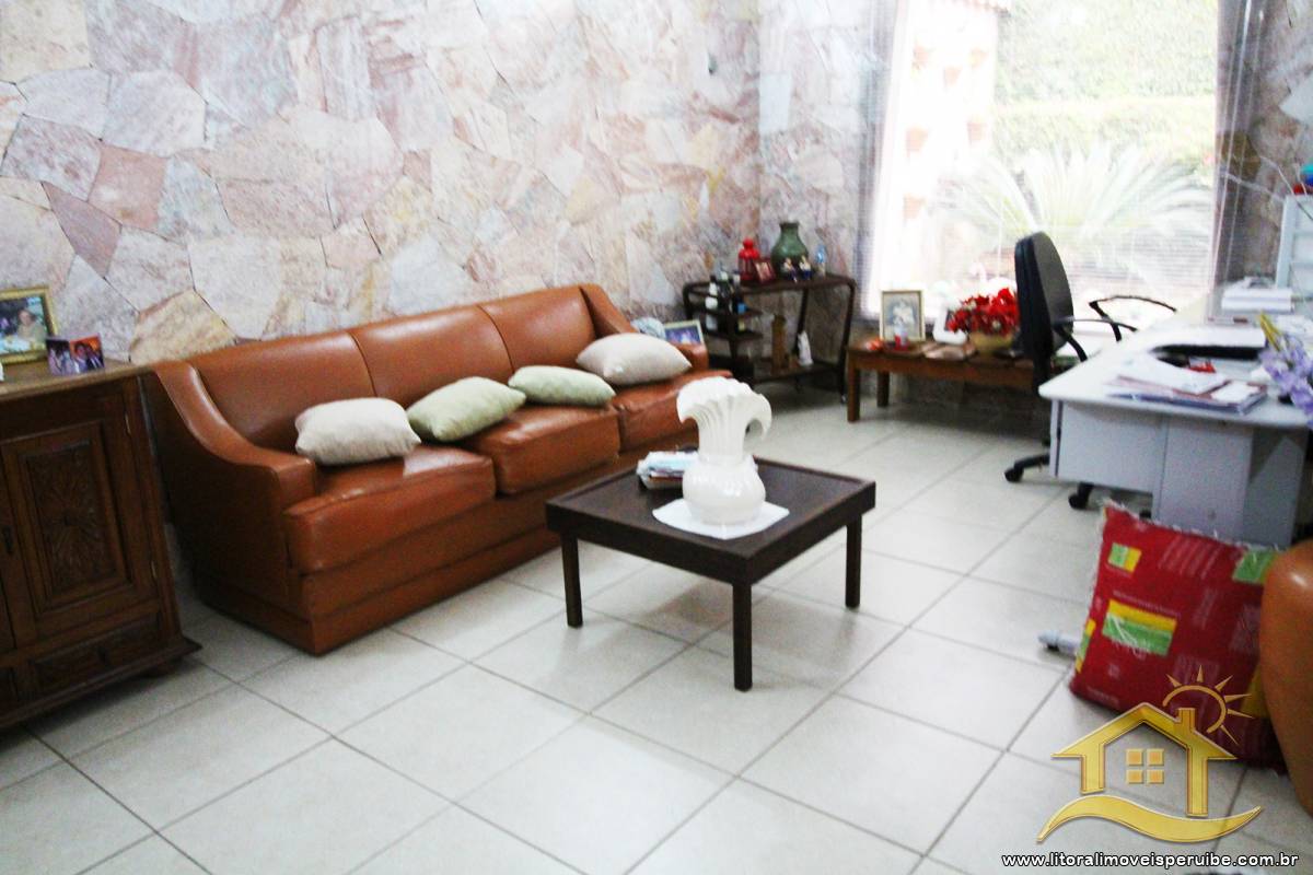 Casa no bairro Centro, Lado Linha