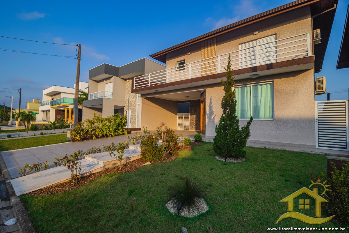 Casa no bairro Bougainvillée IV, Pós Linha