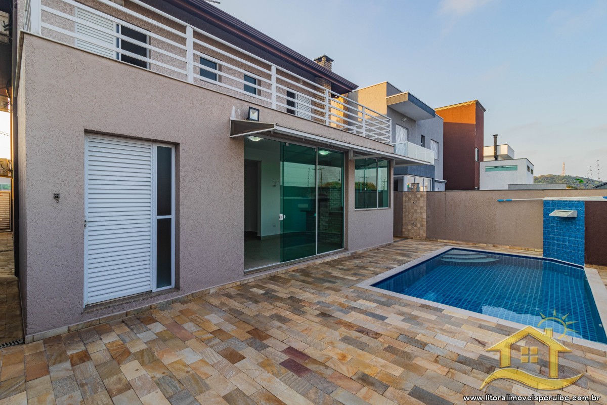 Casa no bairro Bougainvillée IV, Pós Linha