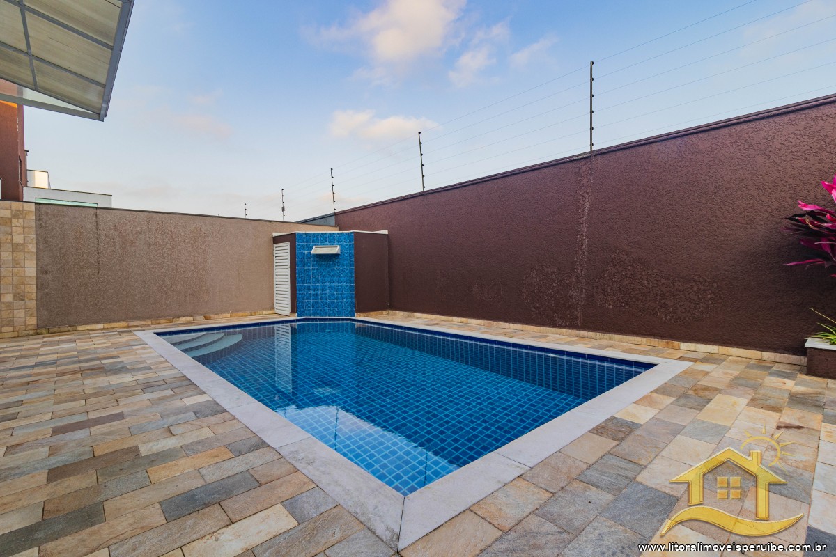 Casa no bairro Bougainvillée IV, Pós Linha
