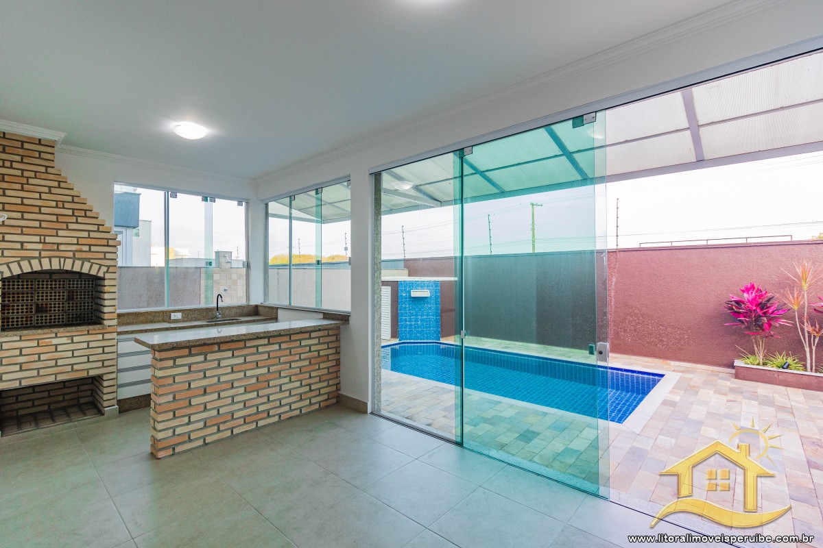 Casa no bairro Bougainvillée IV, Pós Linha