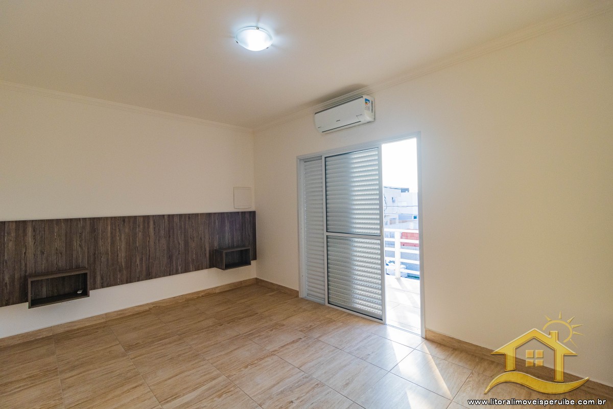 Casa no bairro Bougainvillée IV, Pós Linha