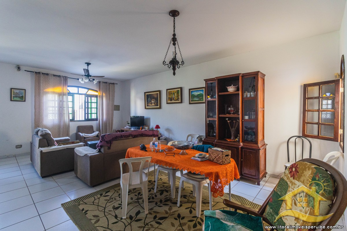 Casa no bairro Stella Maris, Lado Linha