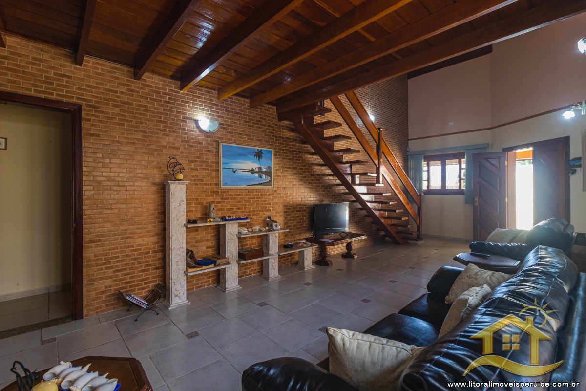 Casa no bairro Stella Maris, Lado Linha